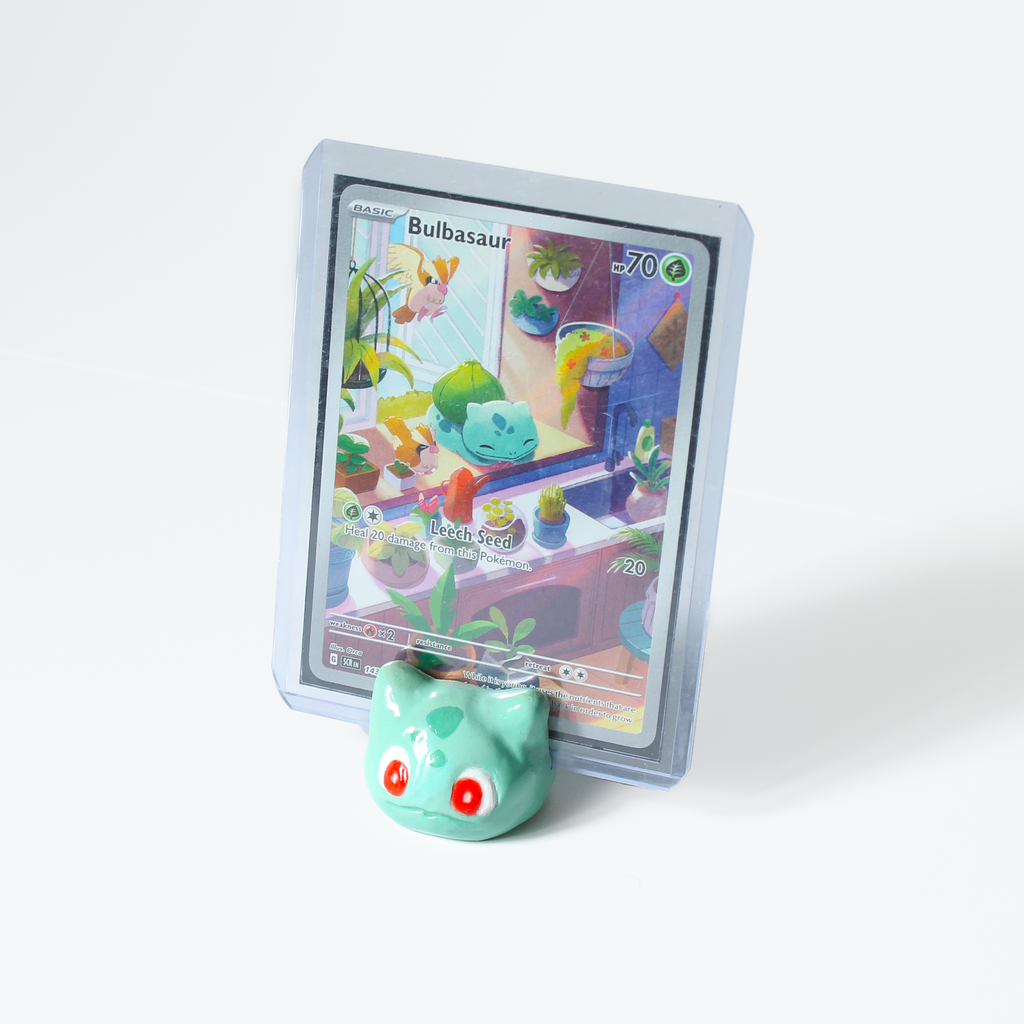 Handmade top-loader display stand