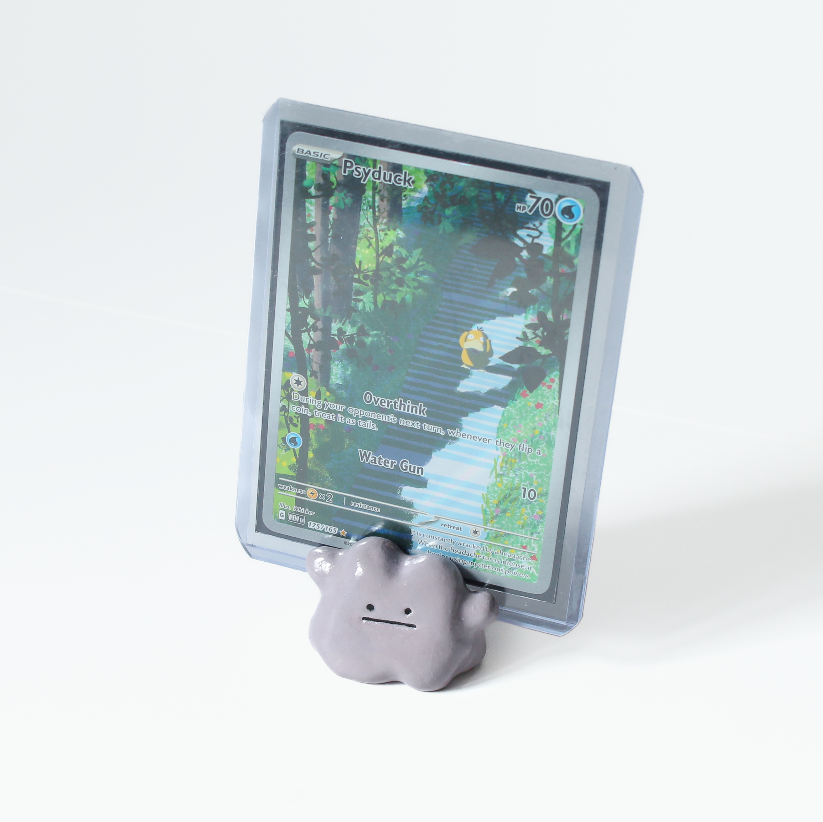 Handmade top-loader display stand